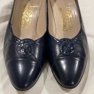 Salvatore Ferragamo Italian Calf Leather Sz 6 1/2